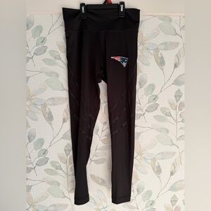 NFL Team Apparel Women's Sleepwear in Black